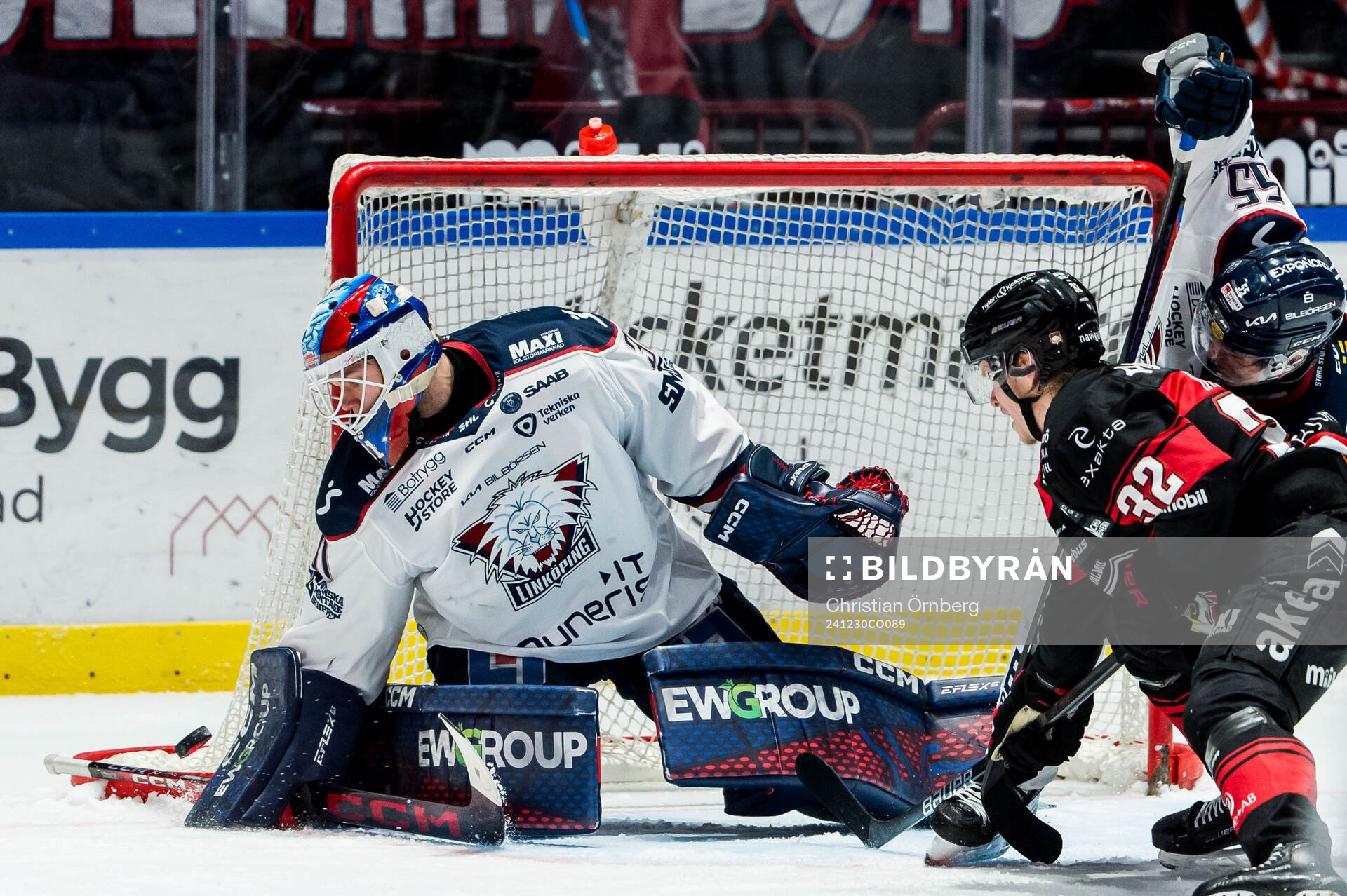 Linköpings målvakt Jesper Myrenberg och Malmö Redhawks
