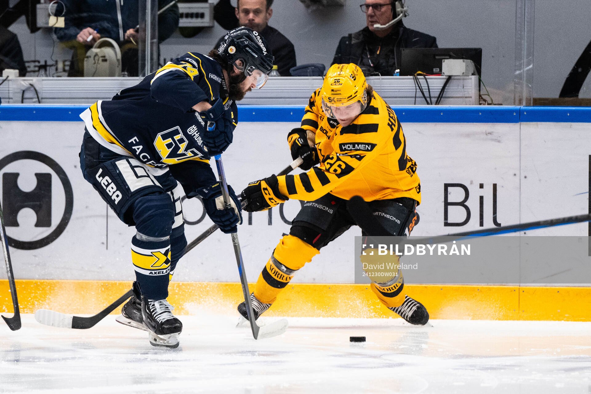 HV71s Sean Day och Skellefteås Anton Heikkinen