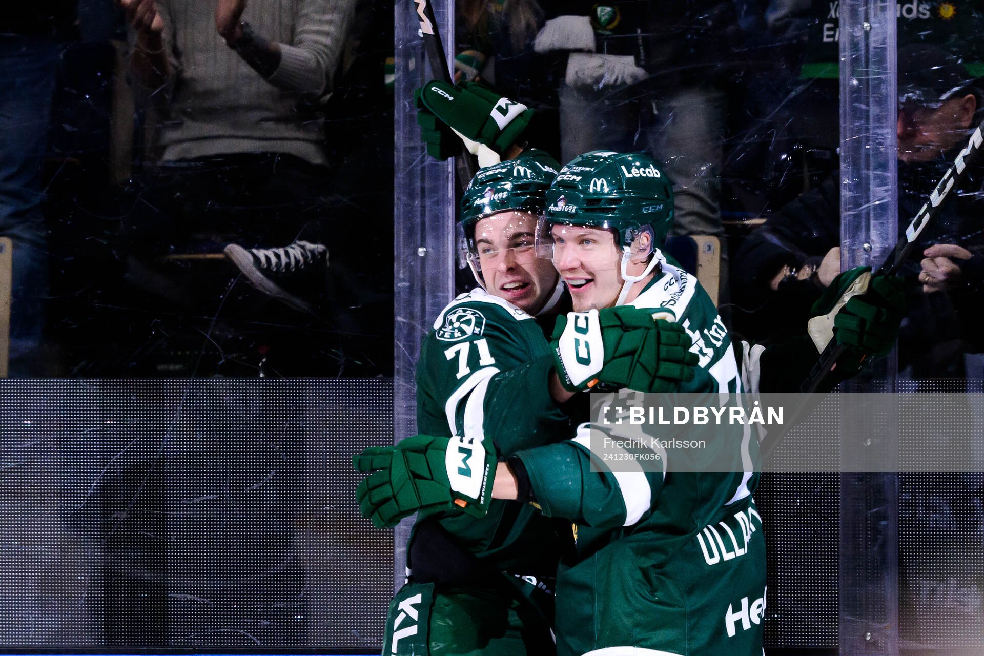 Färjestads Viktor Lodin och Adam Ollas Mattsson jublar