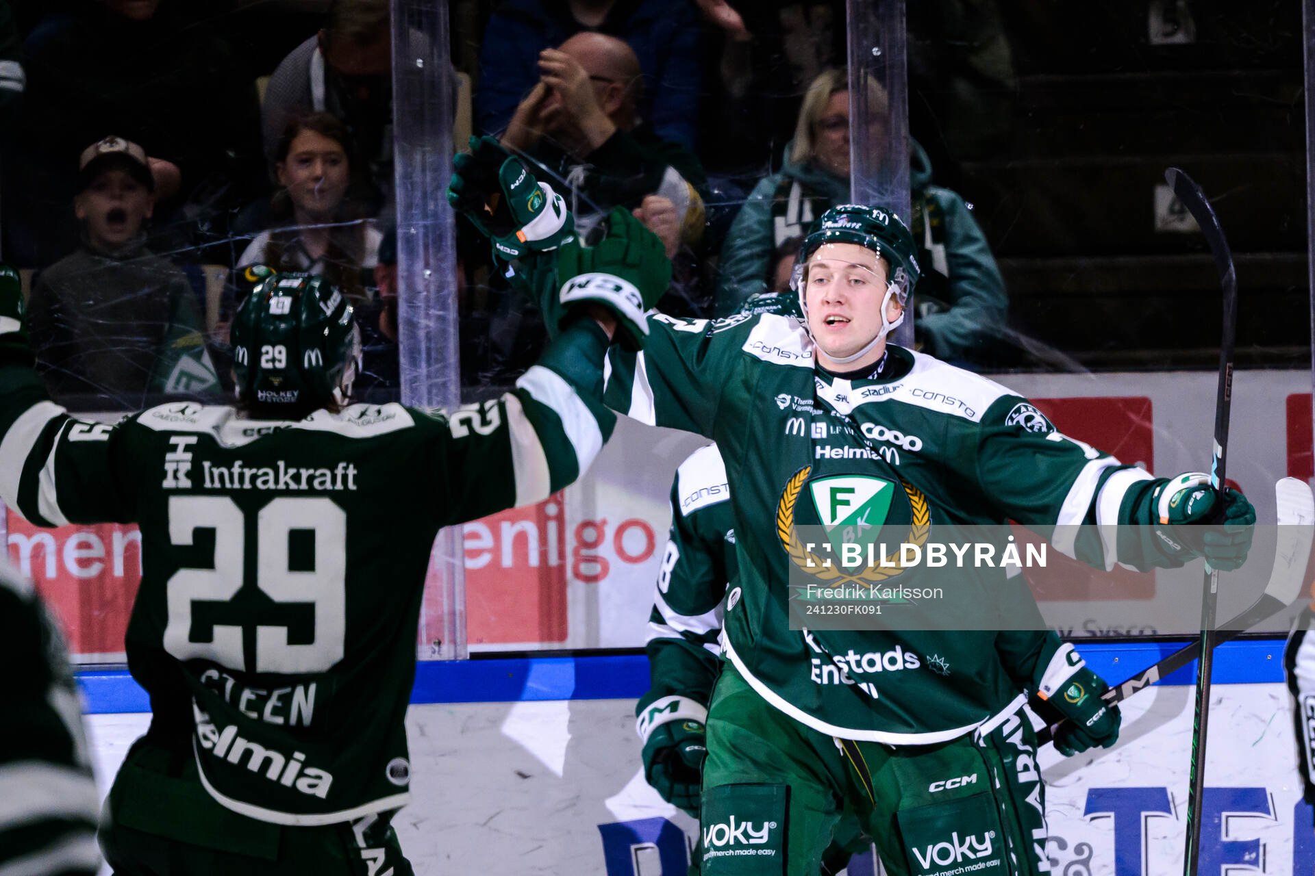 Färjestads Stian Solberg jublar