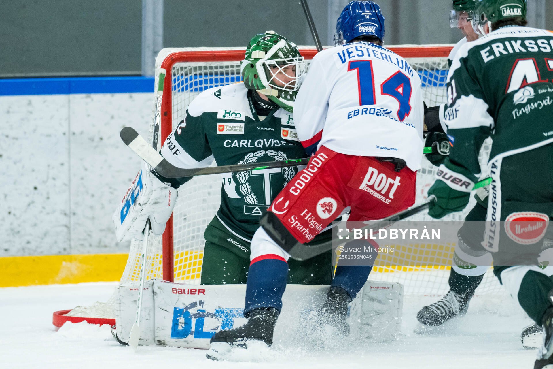 Tingsryds målvakt Pontus Eltonius släpper in 1-2 från