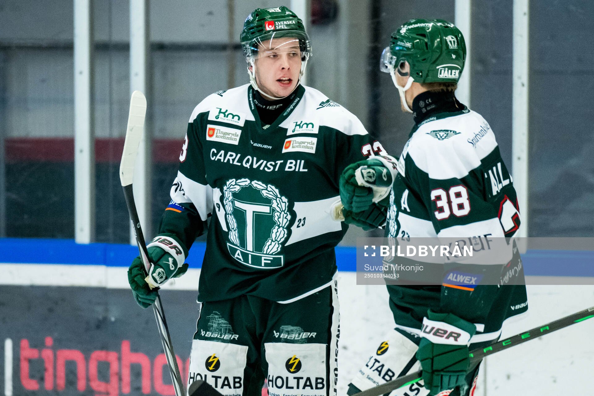 Tingsryds Martin Skärberg jublar med Teemu Tallberg