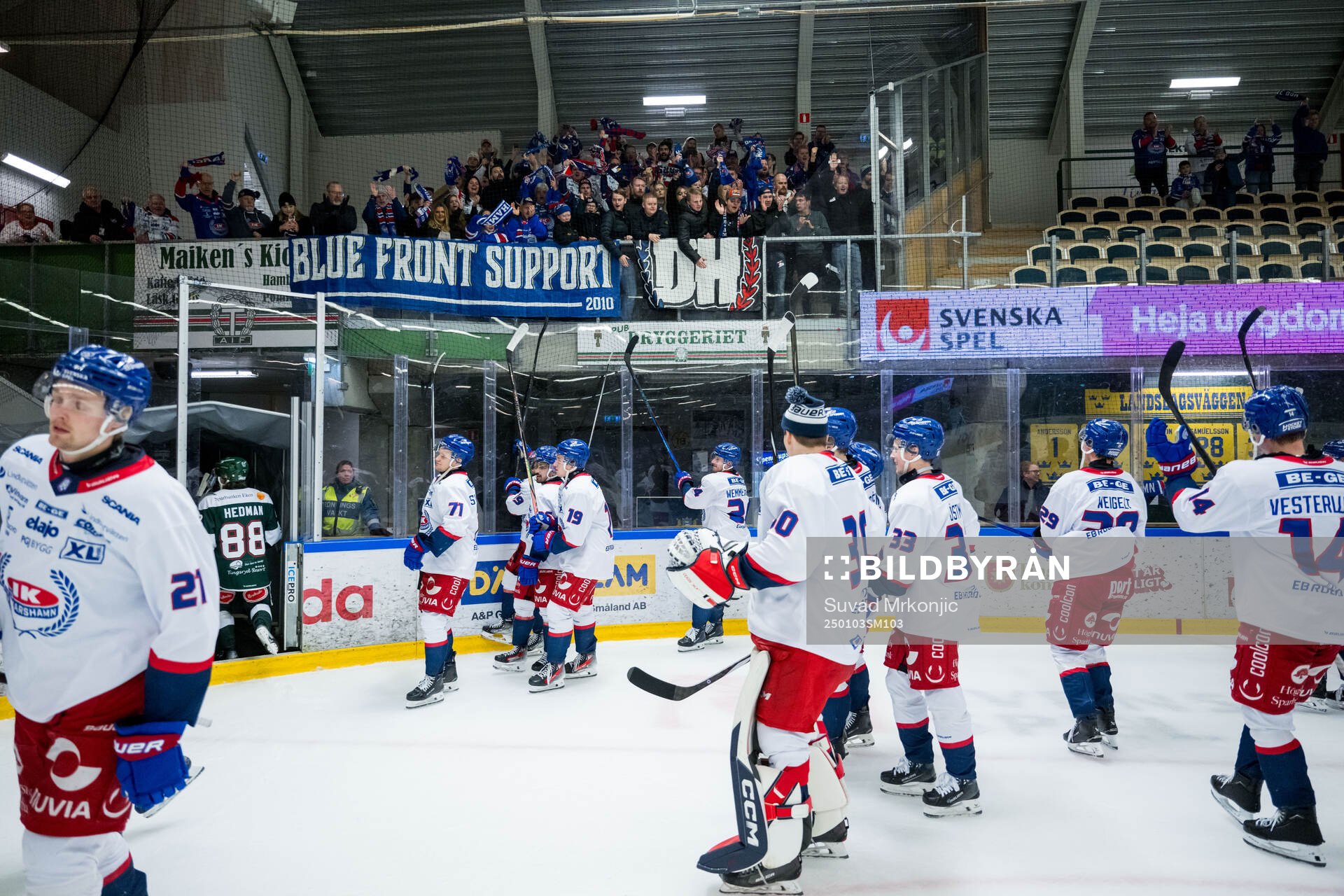 Spelare jublar
