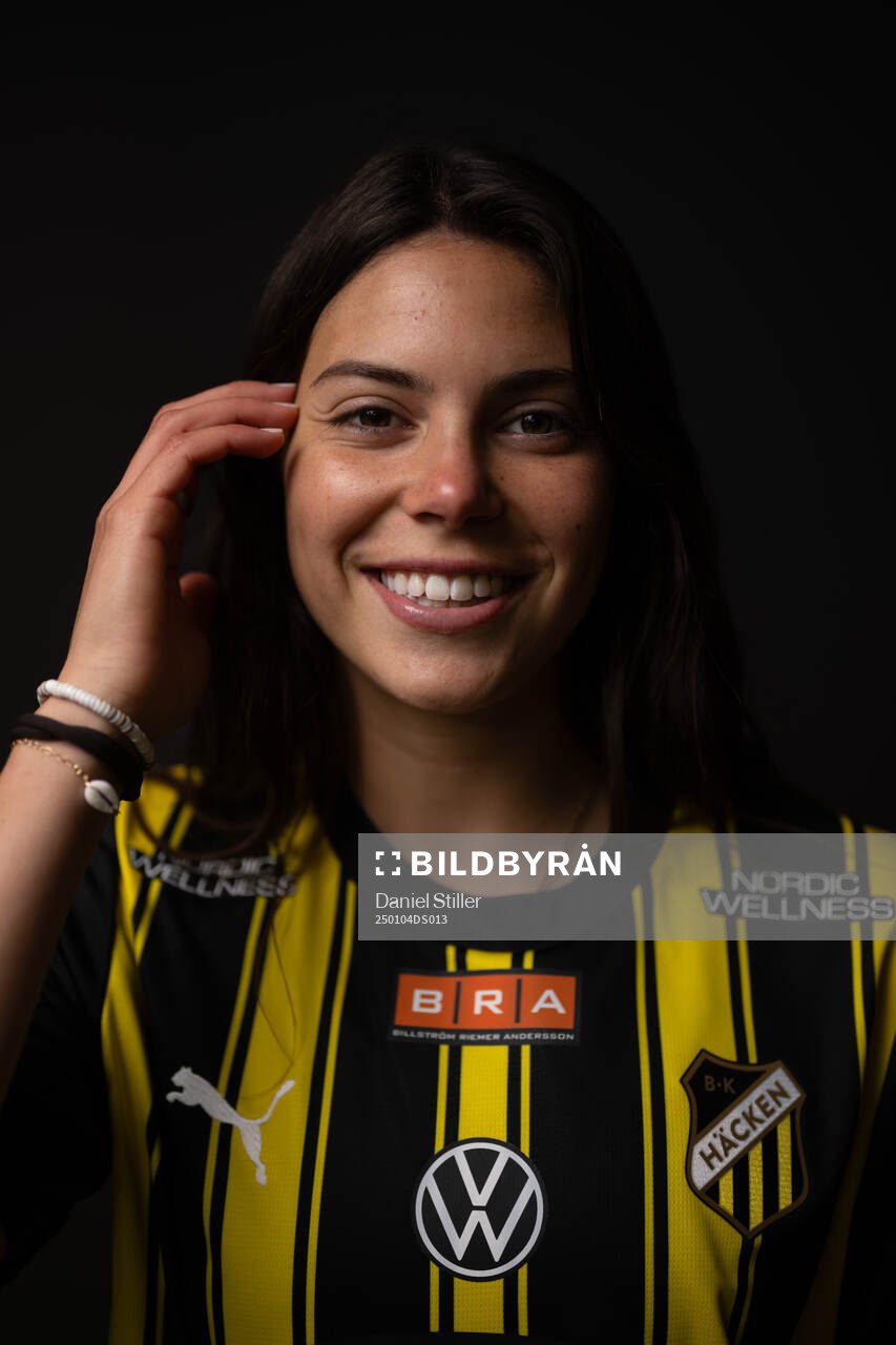 Häckens nyförvärv Helena Sampaio poserar för ett porträtt den 4 januari 2025 i Göteborg. 