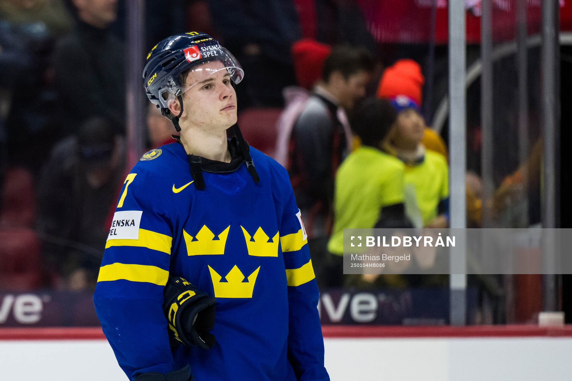 Felix Nilsson of Sweden looks dejected