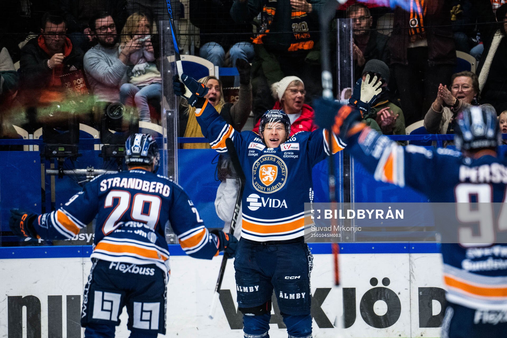 Växjös Emil Sylvegård jublar