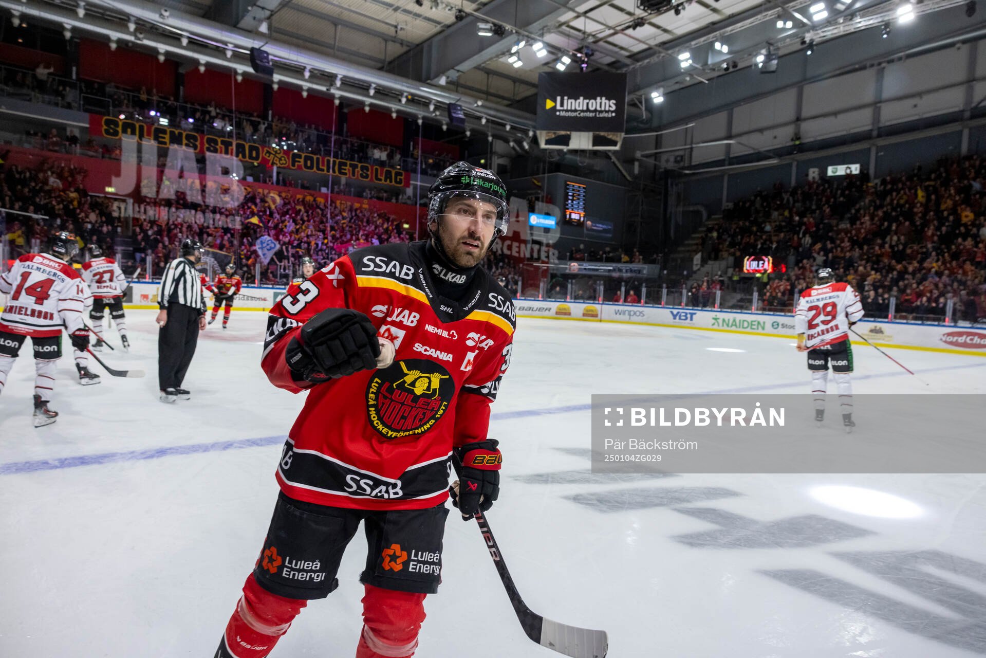 Luleås Albin Lundin jublar
