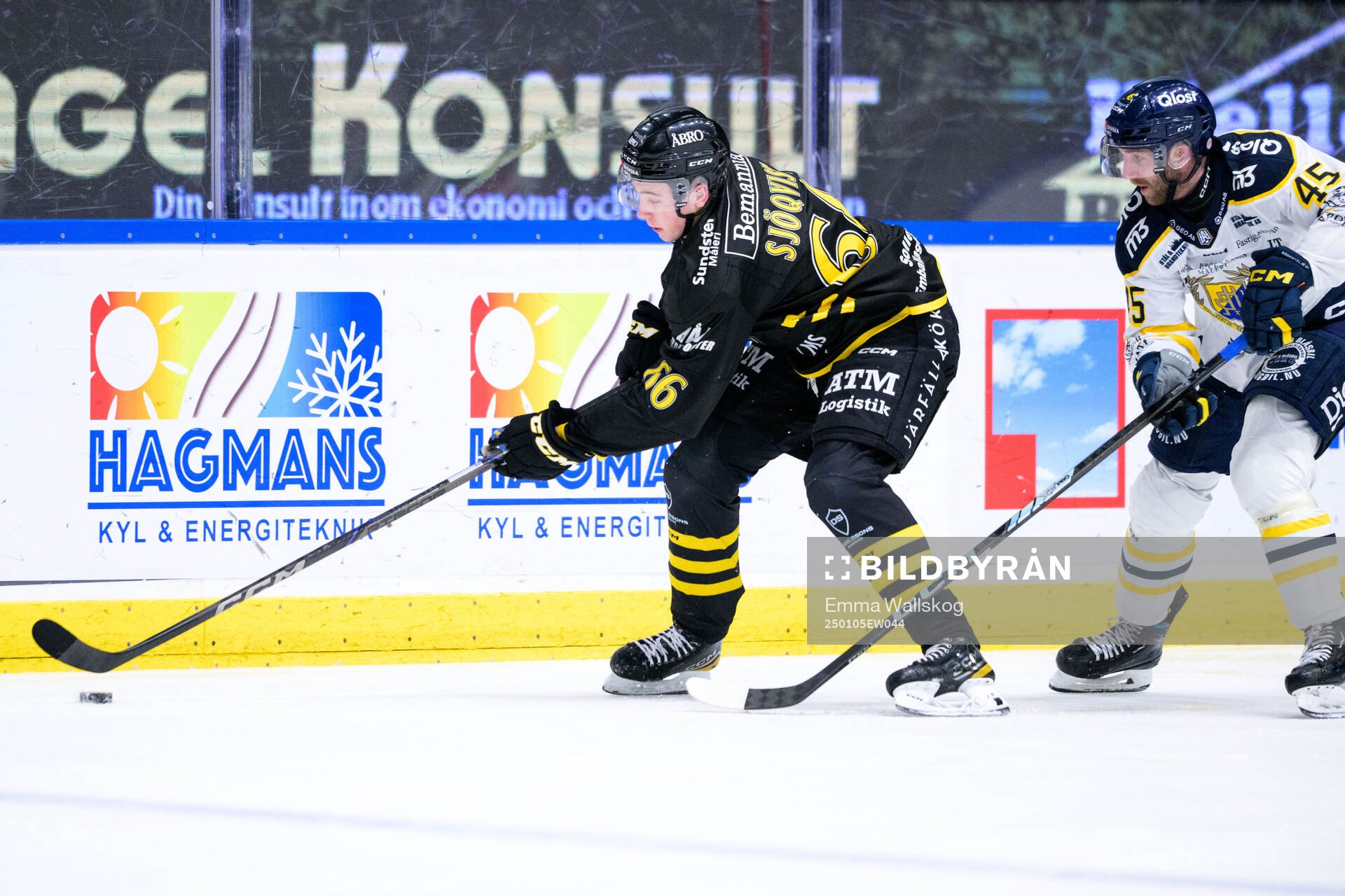 AIKs Gustav Sjöqvist och Södertäljes Sebastian Dyk
