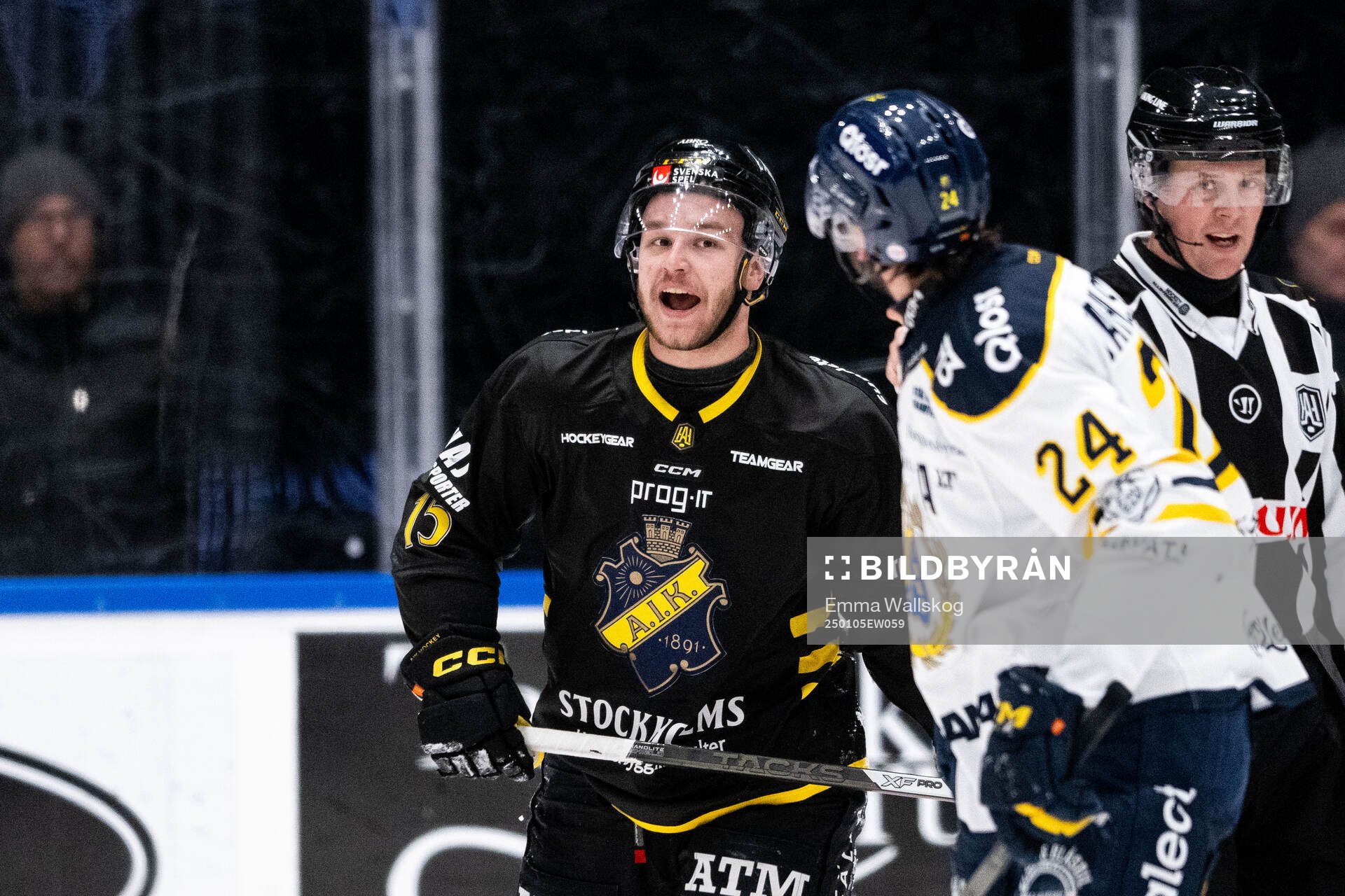 AIKs Jordan Bellerive och Södertäljes Jacob Dahlström