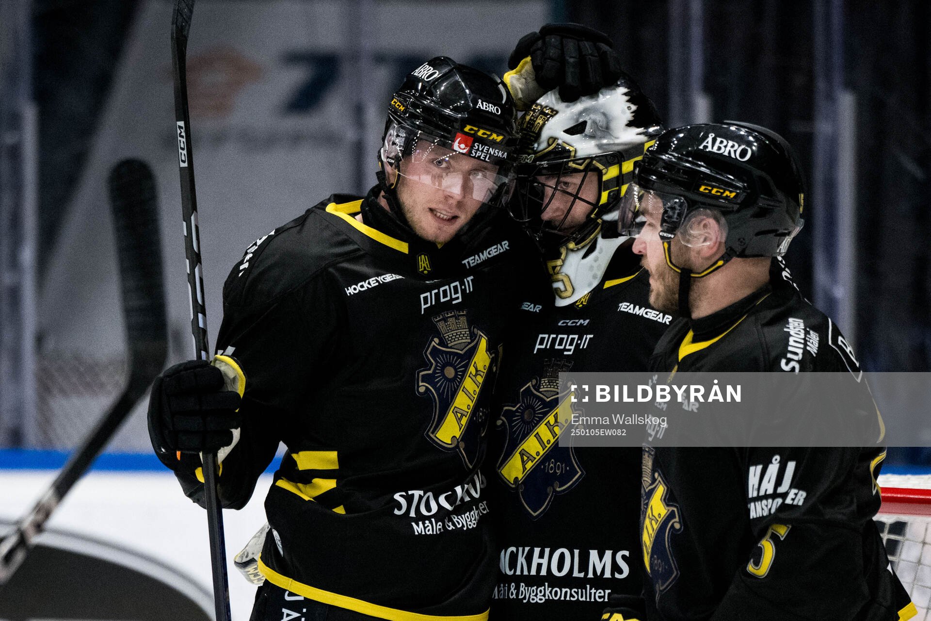 AIKs Alfred Barklund, målvakt Jonathan Stålberg och