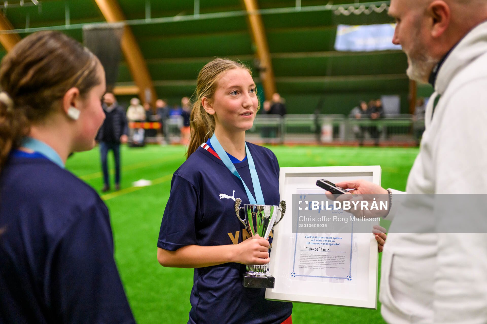 Sundby BK F16s Thilde Theis intervjuas efter ungdomsturneringen Skånecupen i fotboll den 6 januari 2025 i Malmö. 