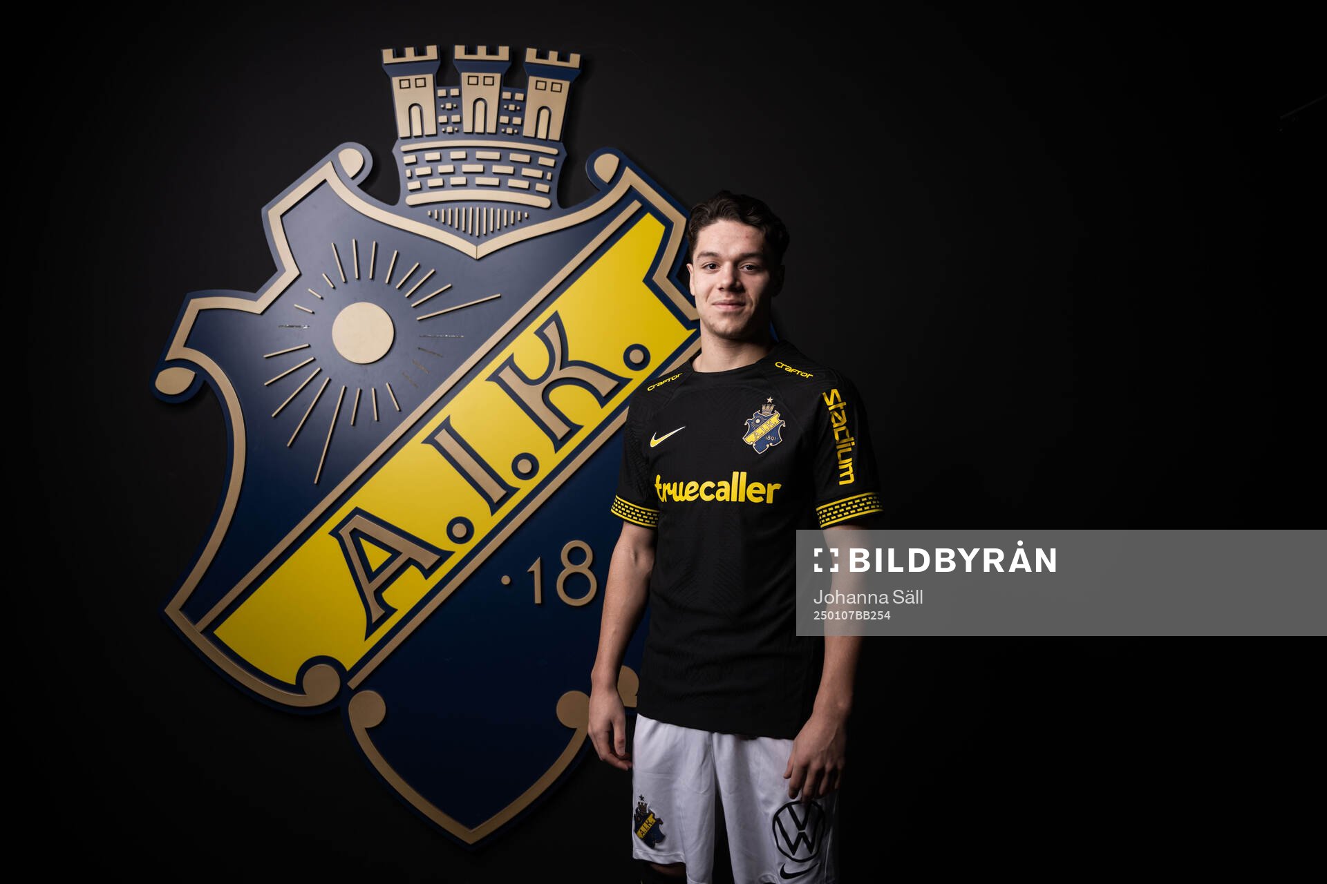 Charlie Pavey, AIK