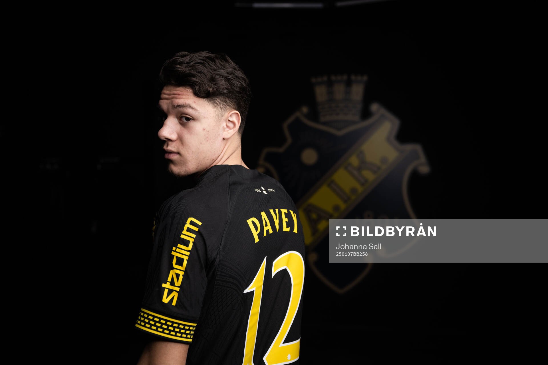 Charlie Pavey, AIK