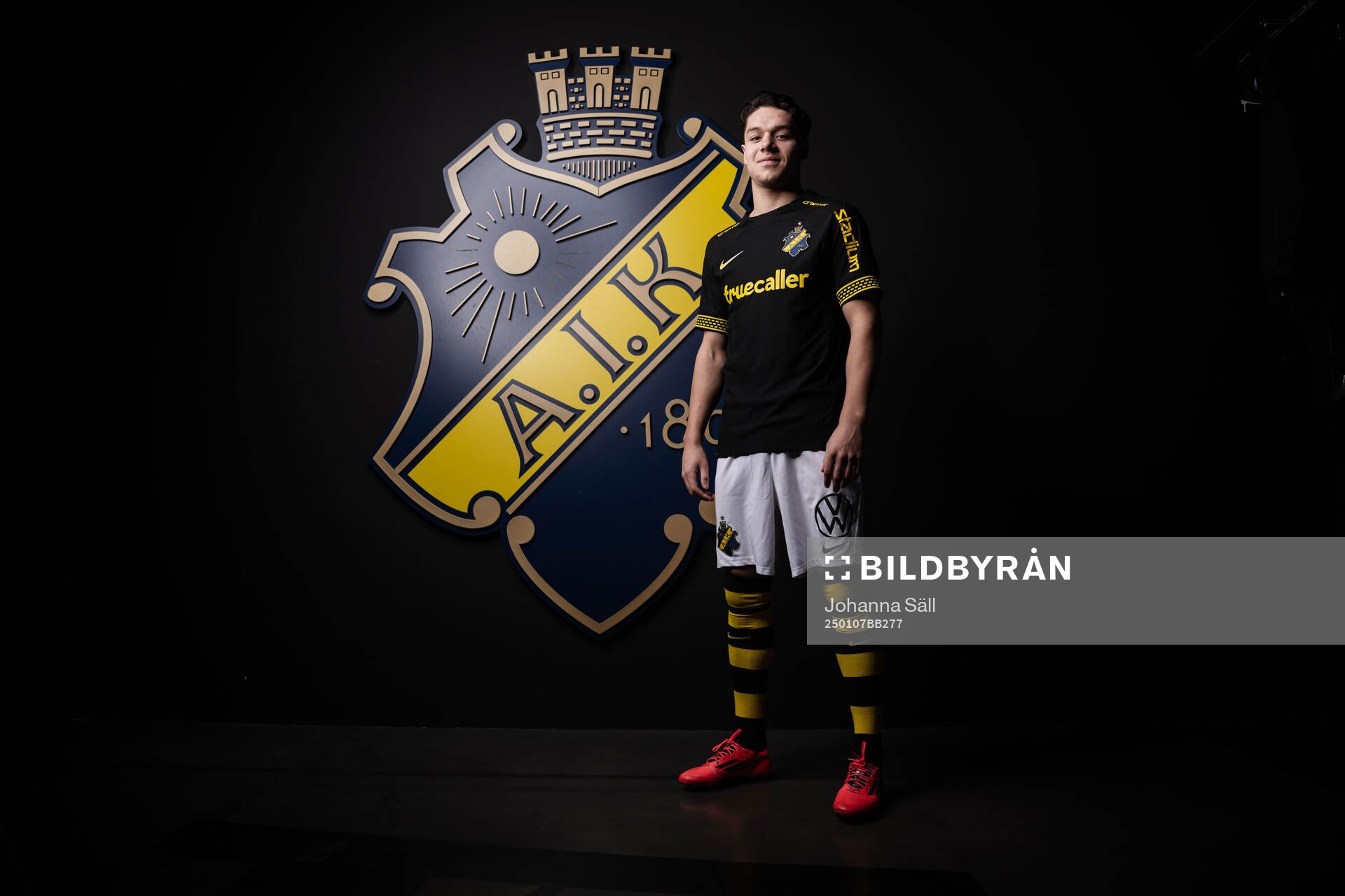 Charlie Pavey, AIK