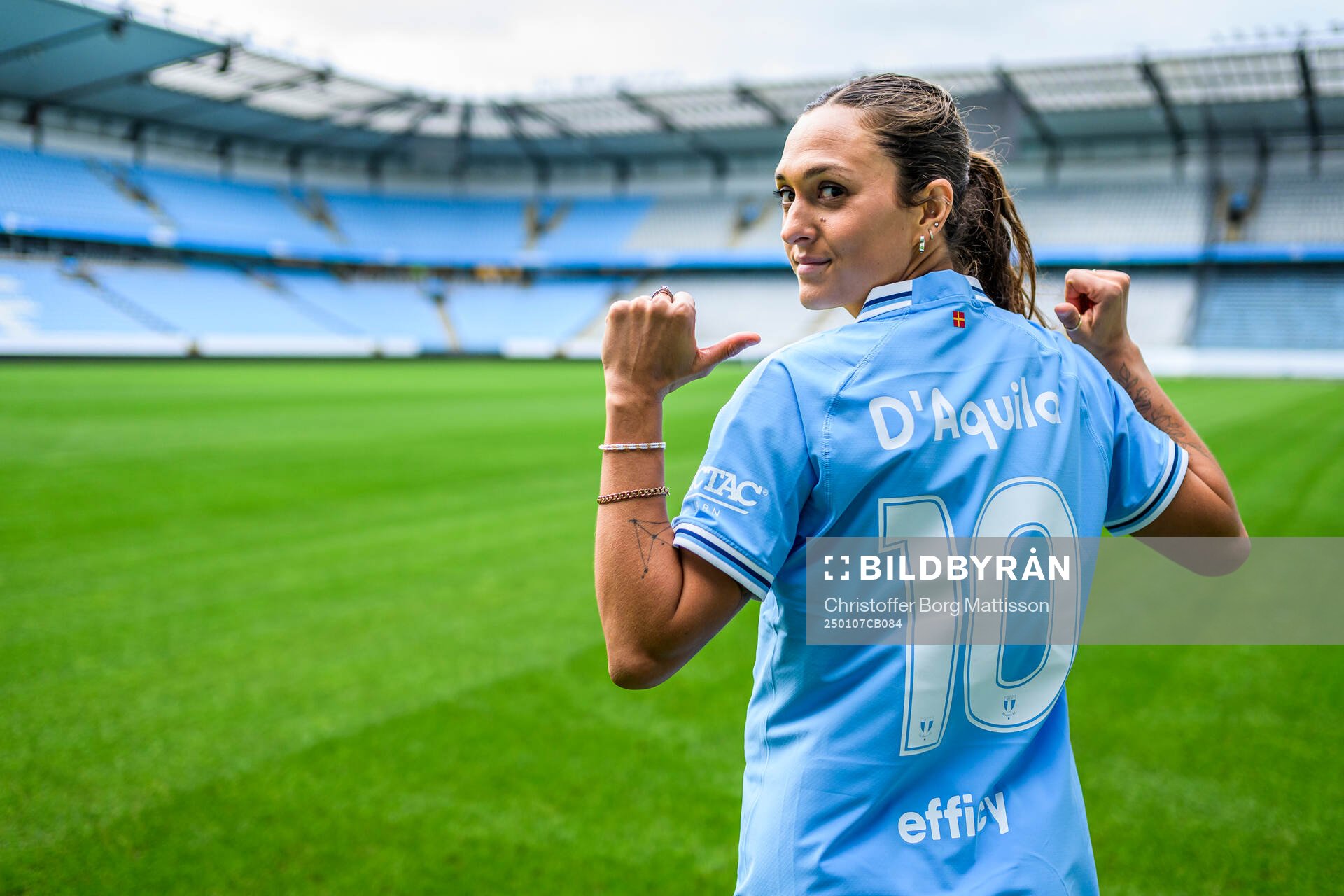 Malmö FF presenterar Izzy D'Aquila