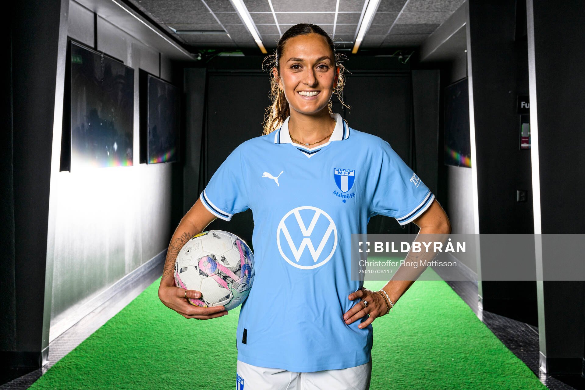Malmö FF presenterar Izzy D'Aquila