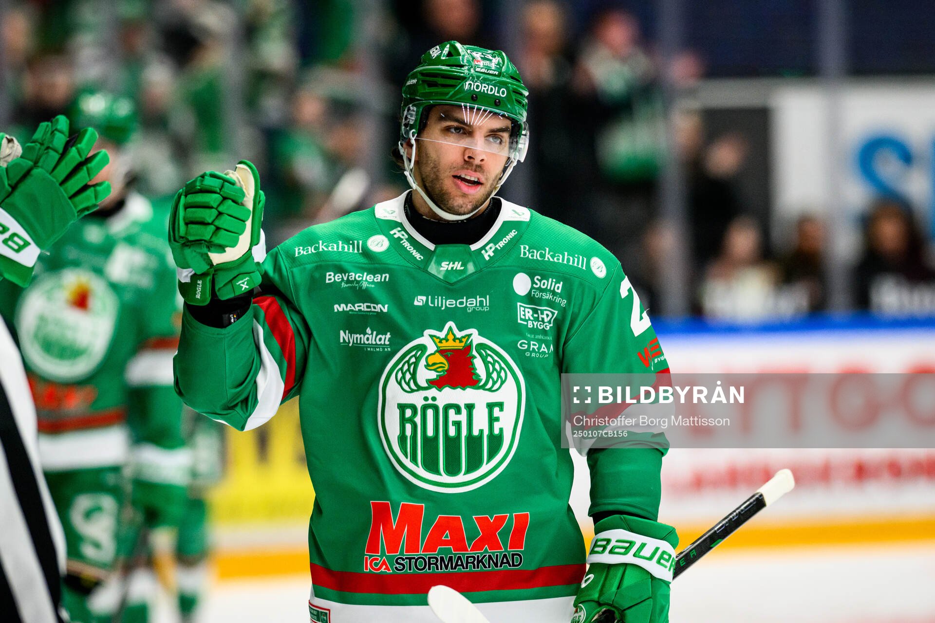 Rögles Josh Dickinson jublar