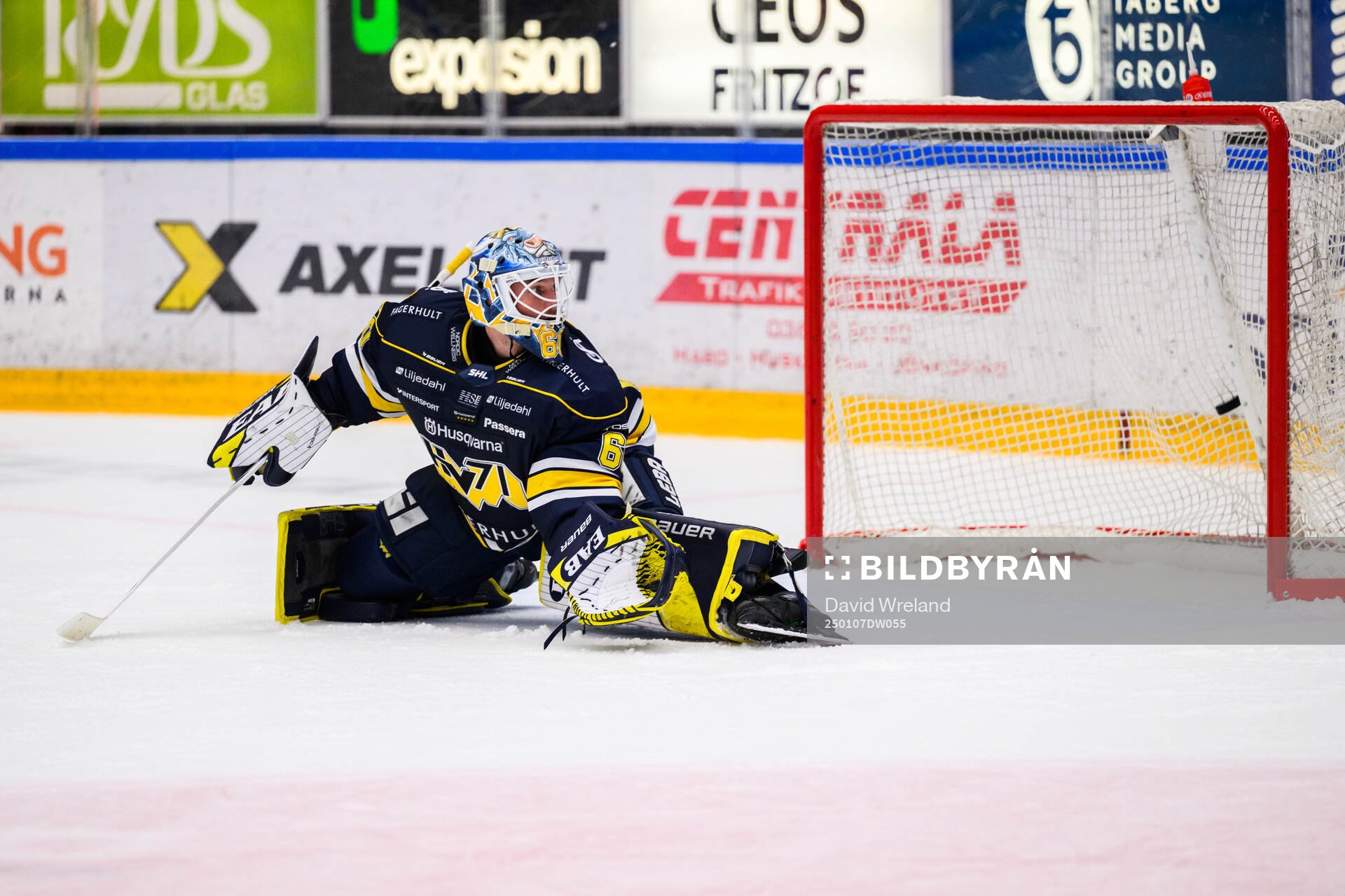 HV71s målvakt Hugo Alnefelt släpper in 3-2 från