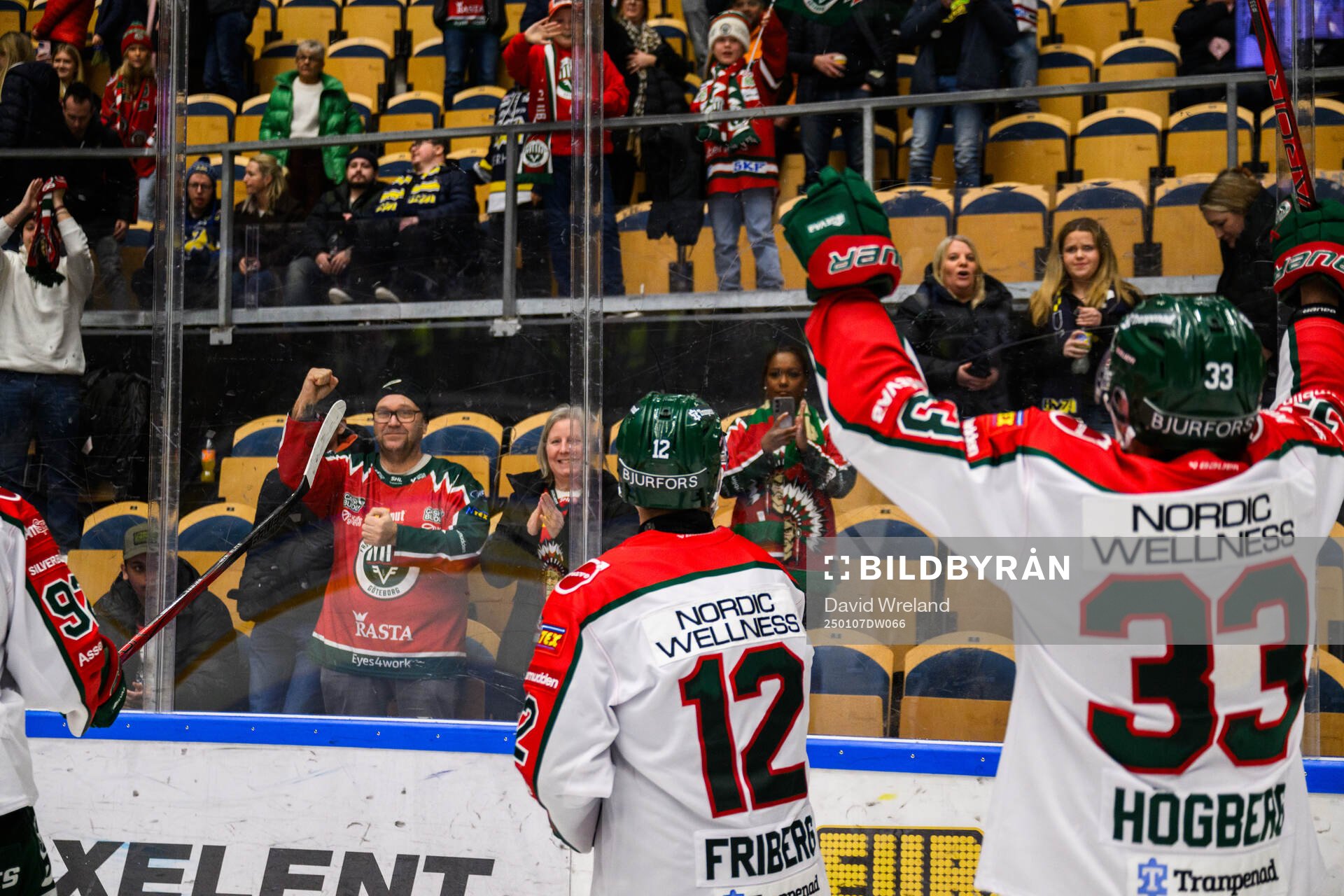 Frölundas Max Friberg, Linus Högberg jublar