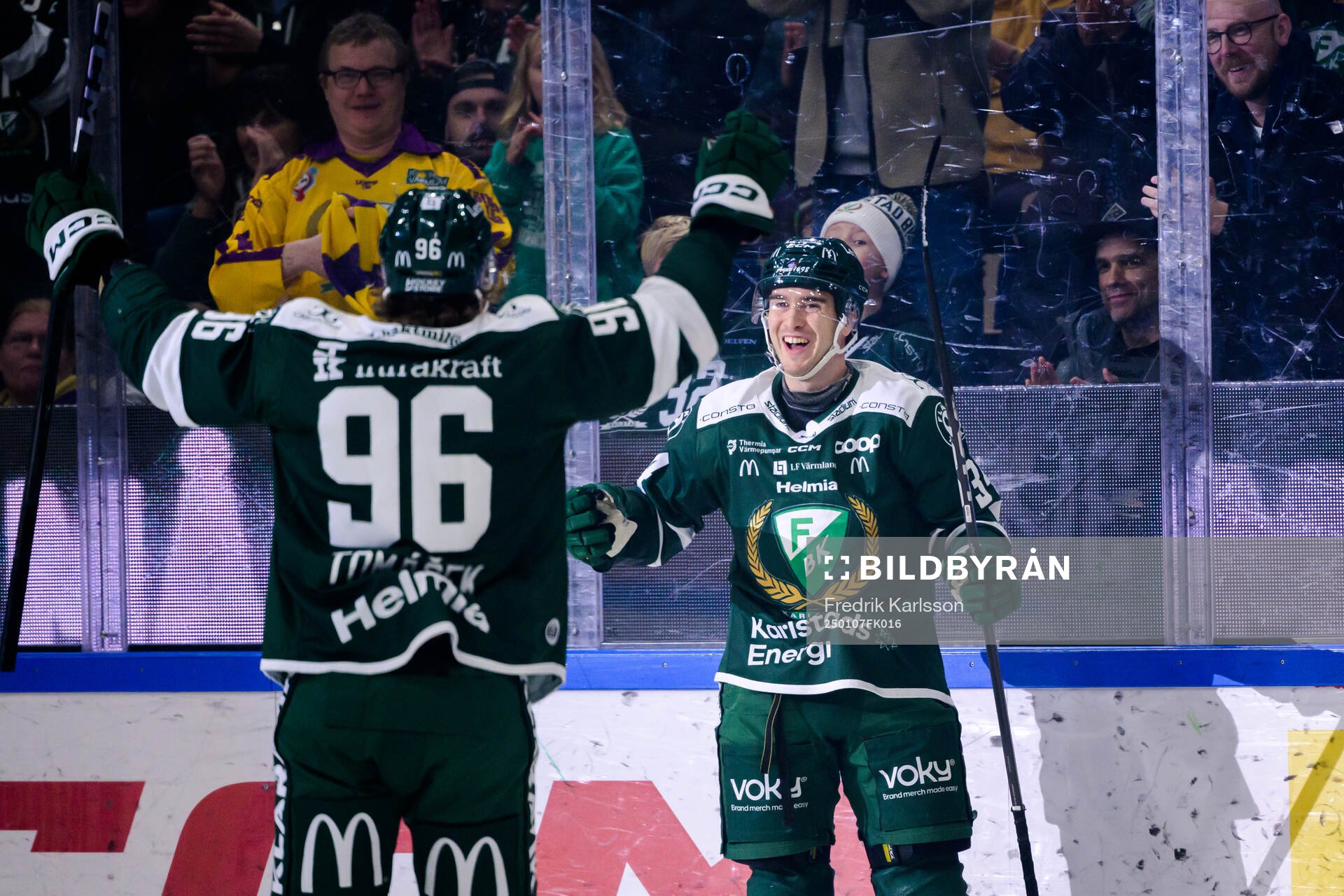 Färjestads Michael Lindqvist jublar
