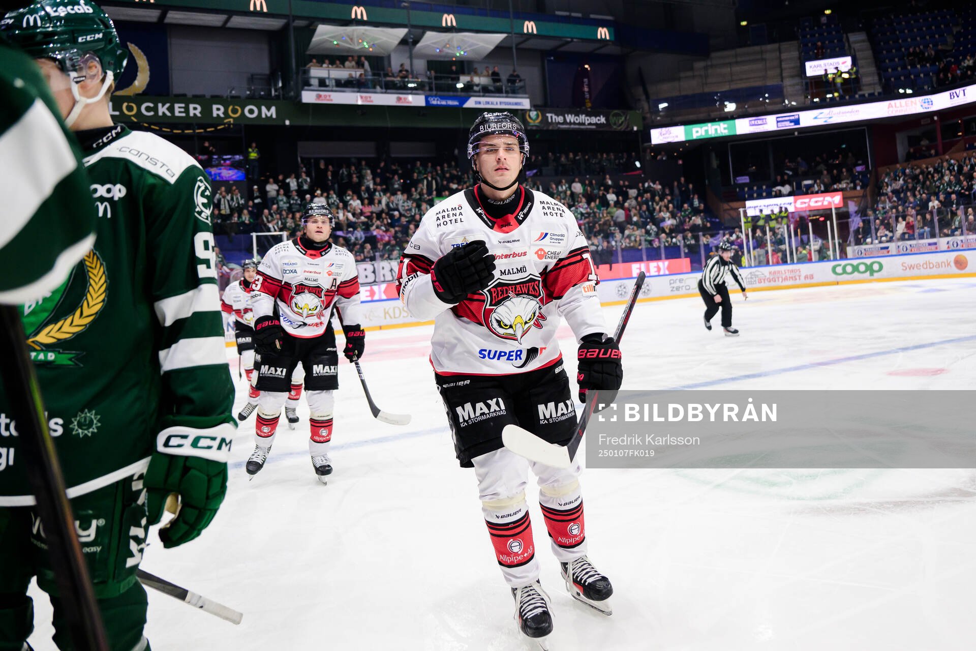 Malmö Redhawks Nikola Pasic jublar