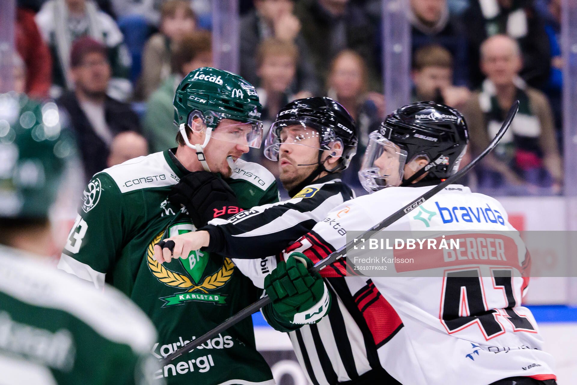 Färjestads Adam Ollas Mattsson och Malmö Redhawks Joseph