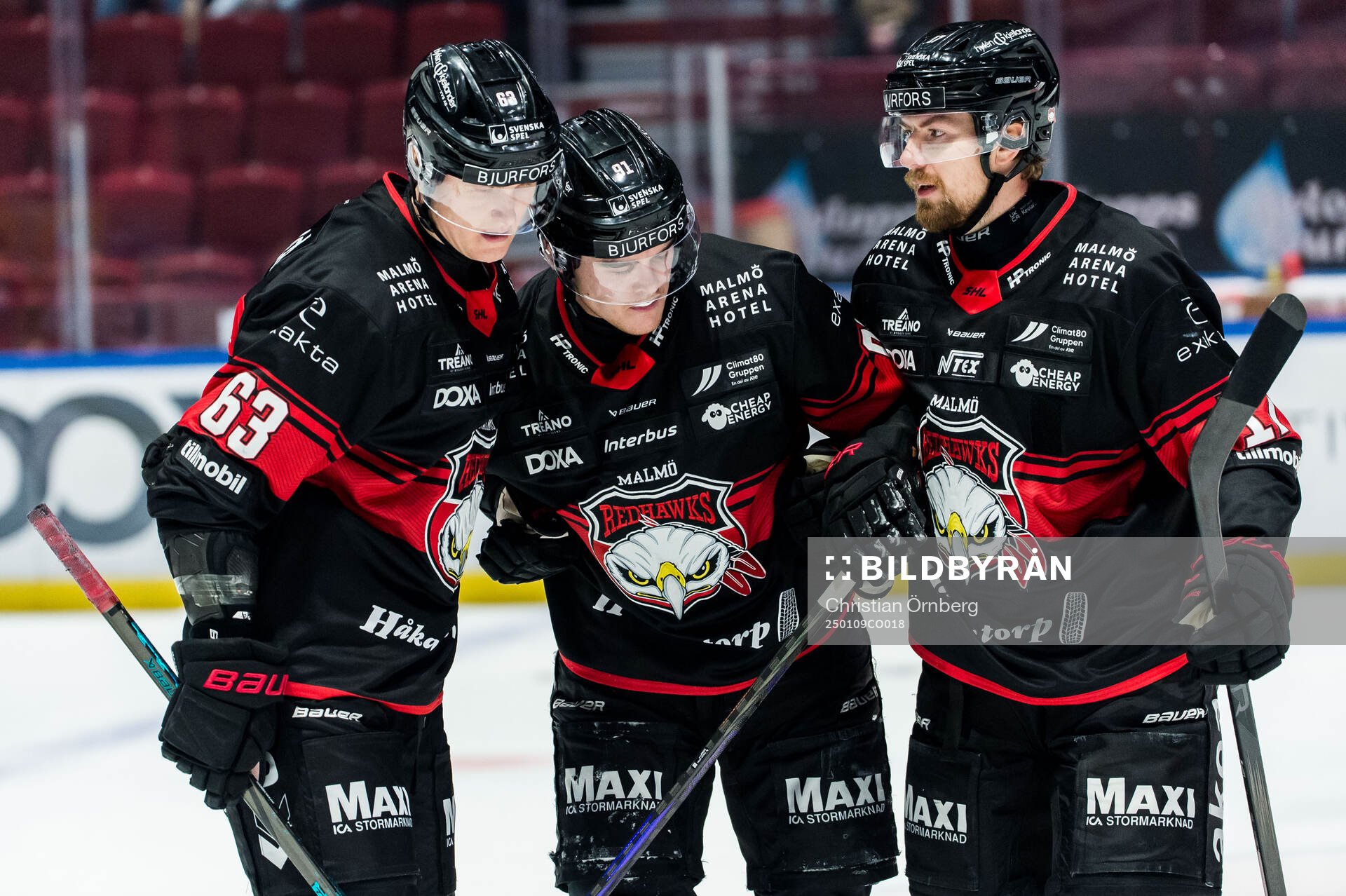 Malmö Redhawks Fredrik Händemark, Axel Sundberg och Johan