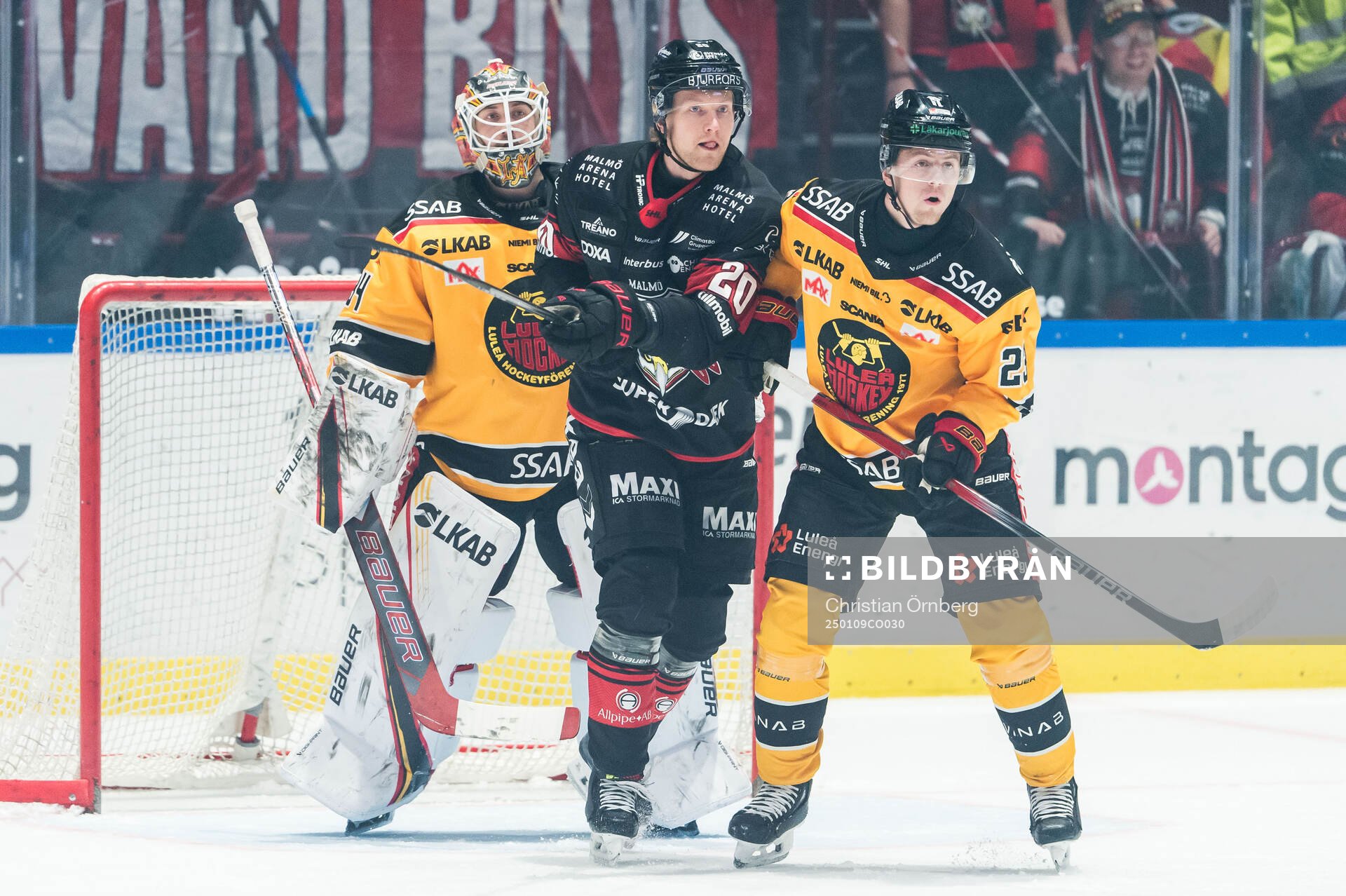 Malmö Redhawks Thomas Berg Paulsen och Luleås målvakt