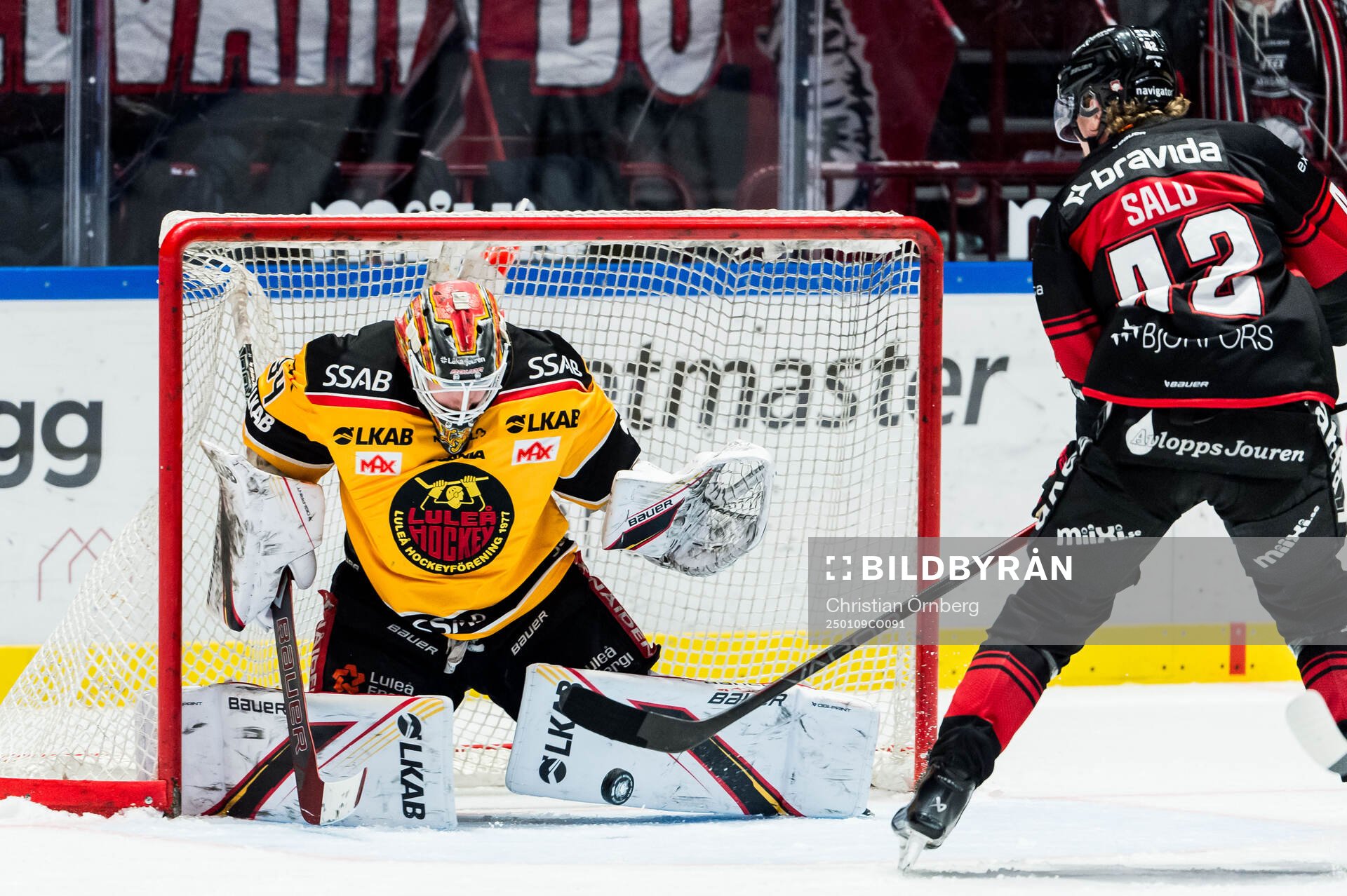 Luleås målvakt Joel Lassinantti och Malmö Redhawks Robin