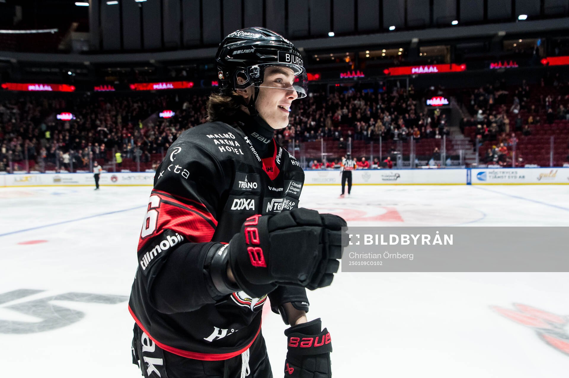 Malmö Redhawks Dominik Badinka jublar