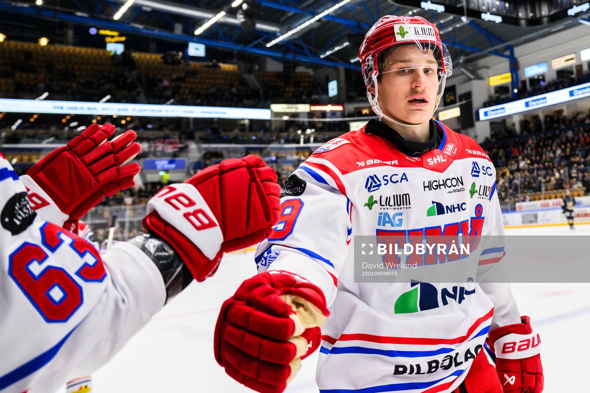 Timrås Oliver Kapanen jublar