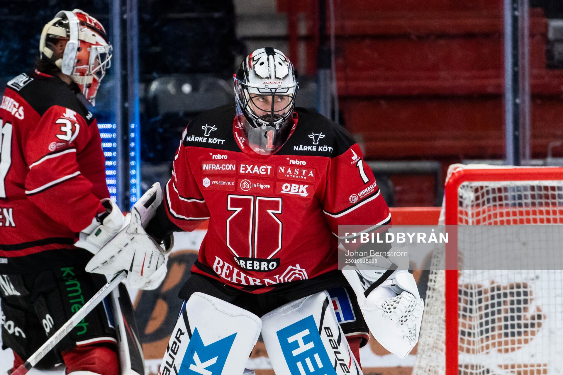 Örebros målvakt Jonas Arntzen och målvakt Jhonas Enroth