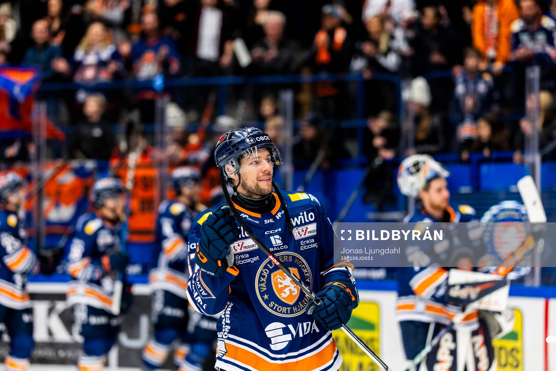 Växjös Robert Rosén jublar