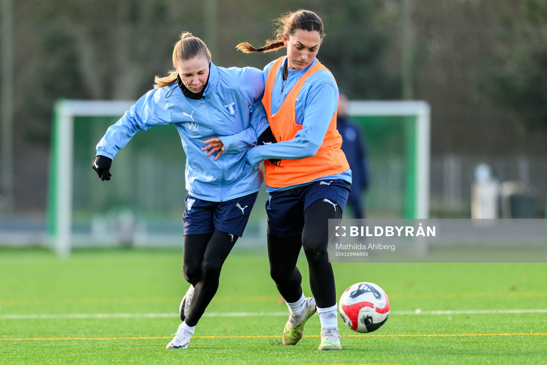 Katariina Kosola och Izzy D’Aguila