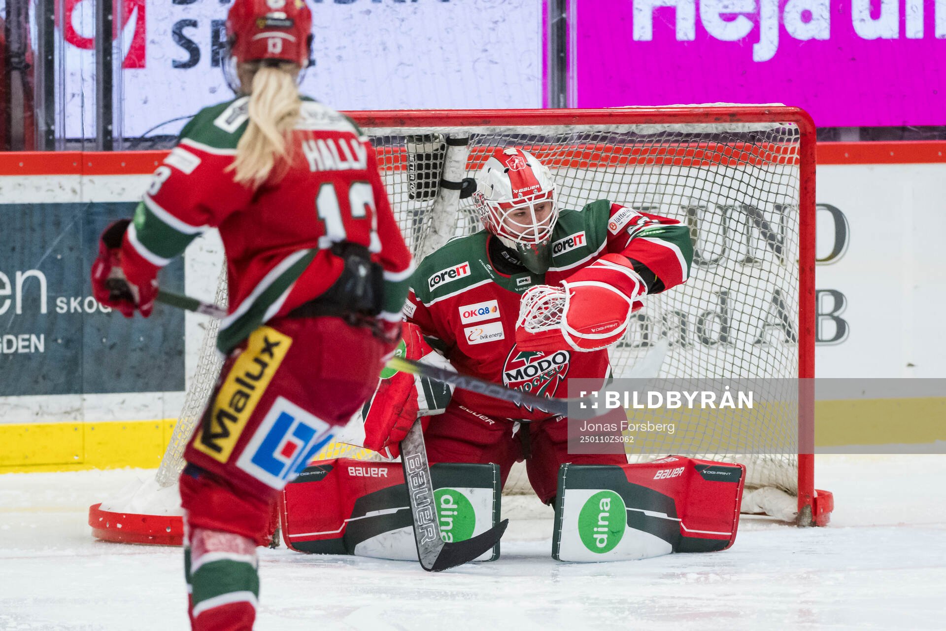 Modos målvakt Andrea Brändli släpper in 1-1