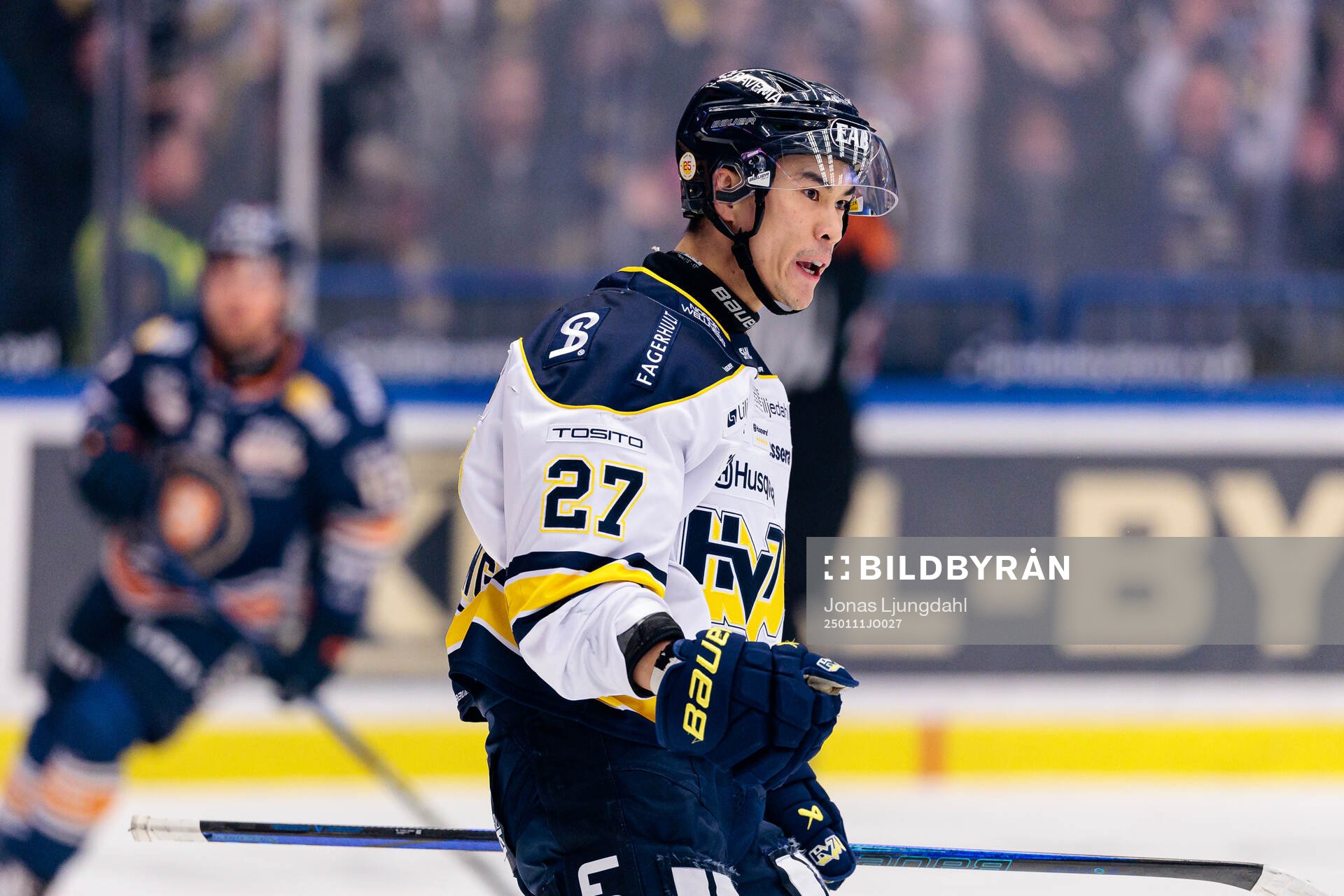 HV71s Jonathan Ang jublar