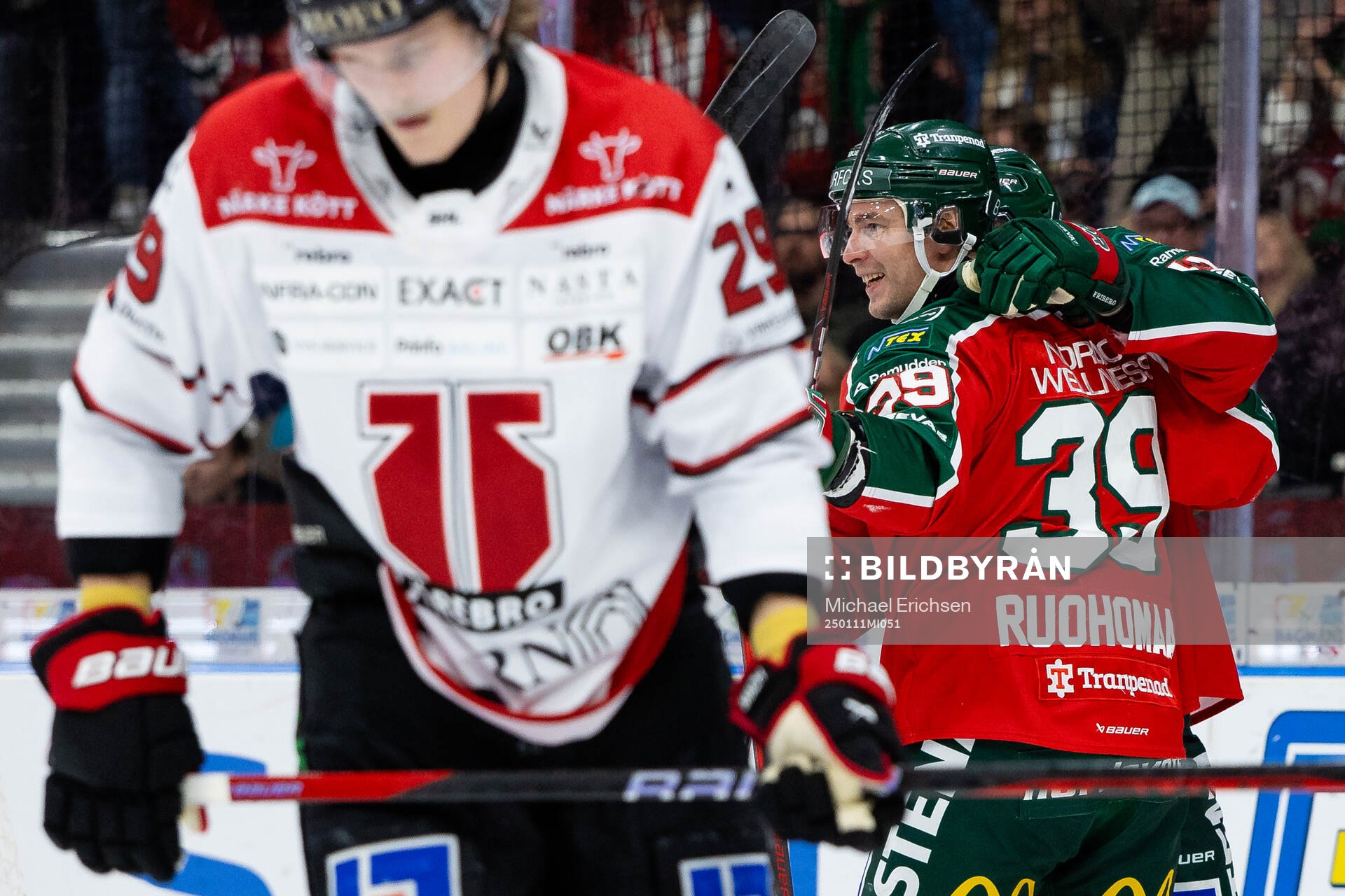 Frölundas Mikael Ruohomaa jublar