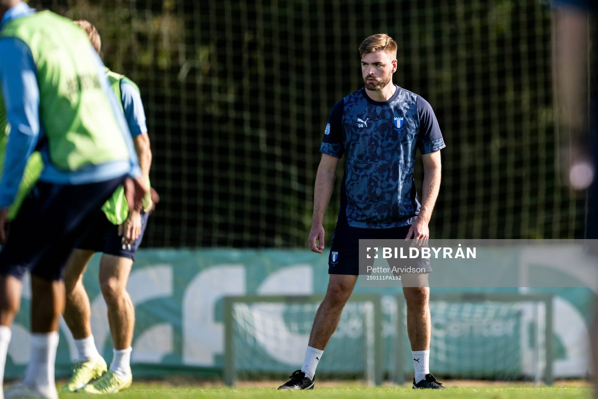 Naprapat David Björkman under en fotbollsträning med Malmö FF den 11 januari 2025 i Puerto Banus. 