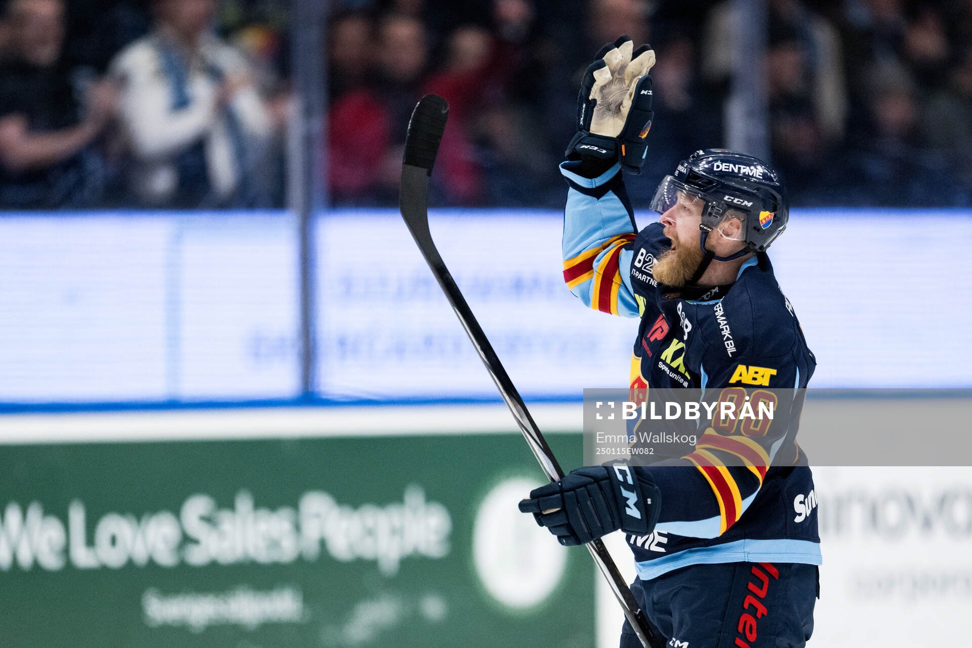 Djurgårdens Linus Klasen jublar