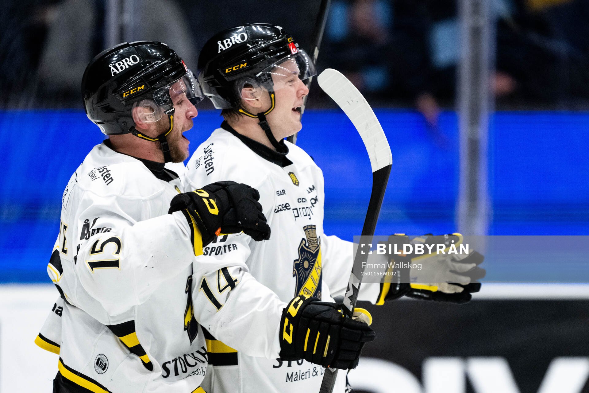 AIKs Jesper Emanuelsson jublar med Jordan Bellerive