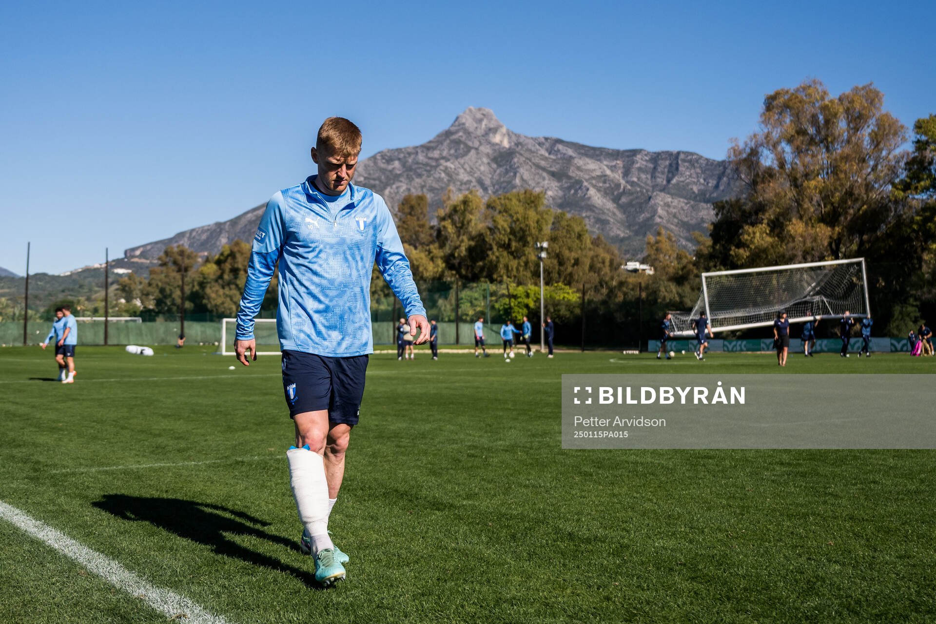 Malmö FFs Anders Christiansen lämnar en träning med