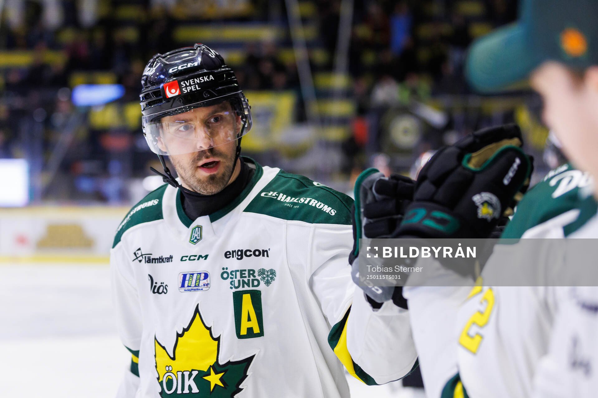 Östersunds Linus Videll jublar
