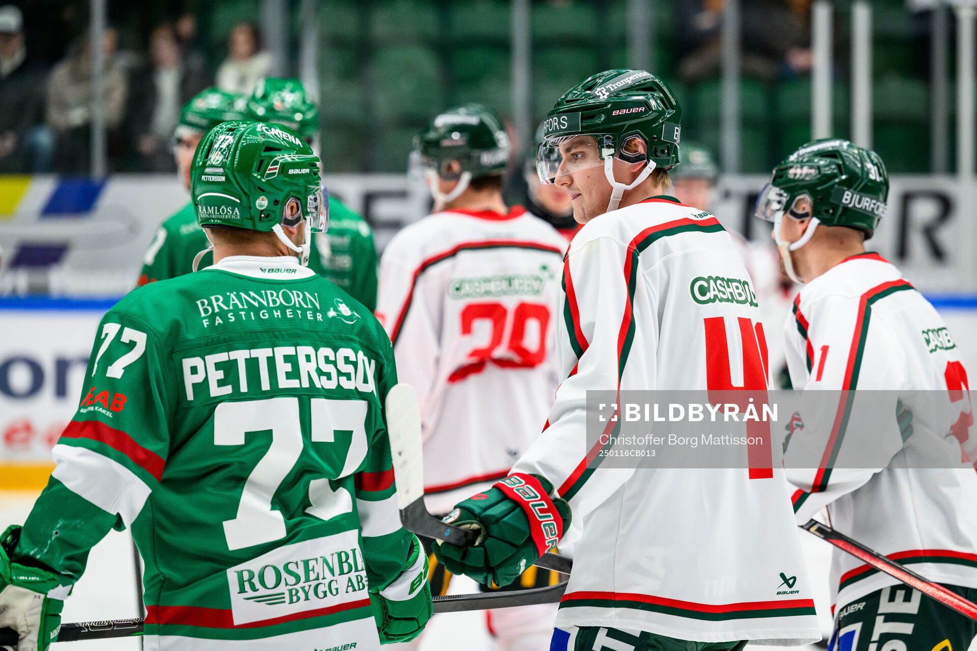 Rögles Jesper Pettersson och Frölundas Jacob Peterson
