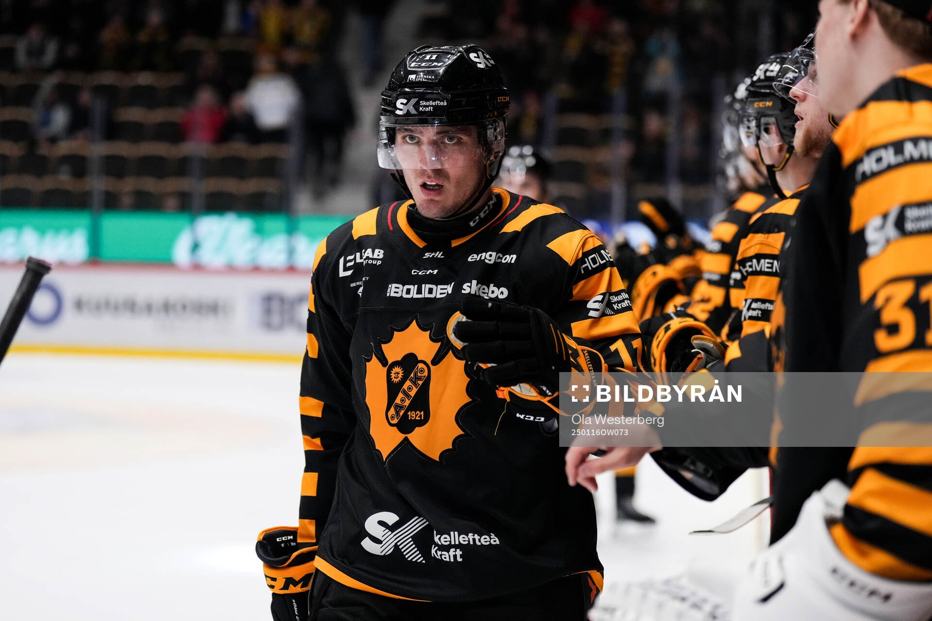Skellefteås Max Lindholm jublar