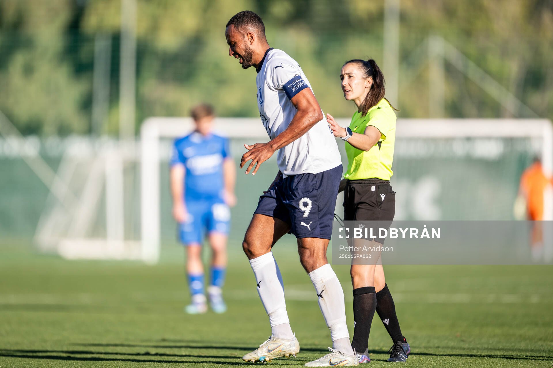 Isaac Kiese Thelin of Malmö FF in pain