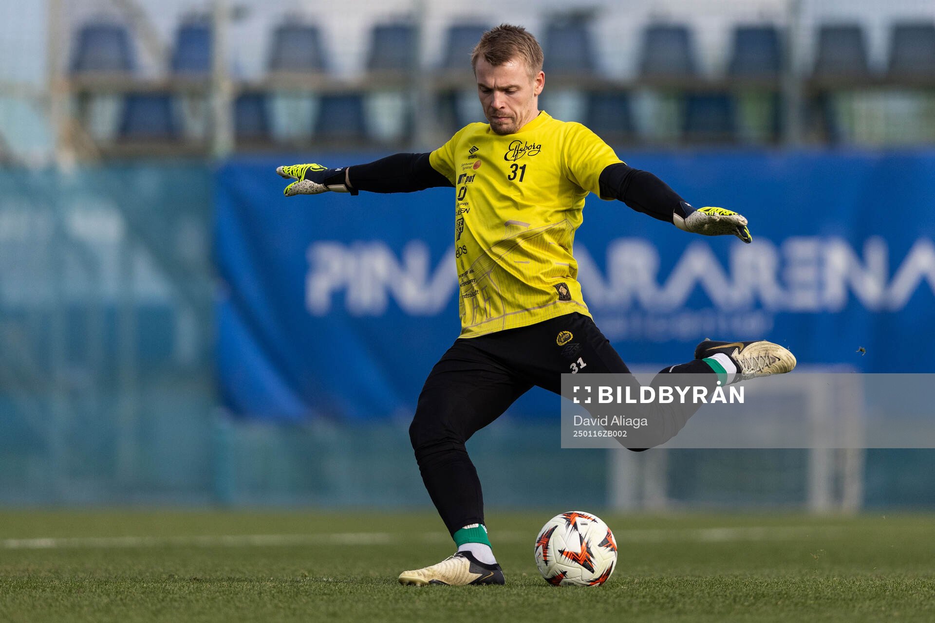 Goalkeeper Isak Pettersson of Elfsborg