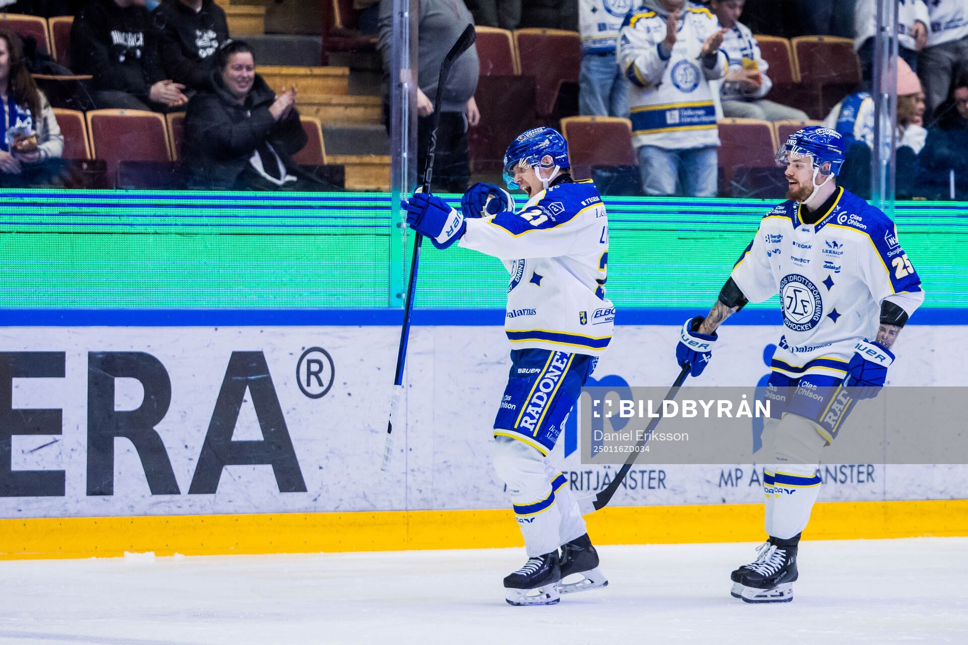 Leksands Joonas Lyytinen jublar