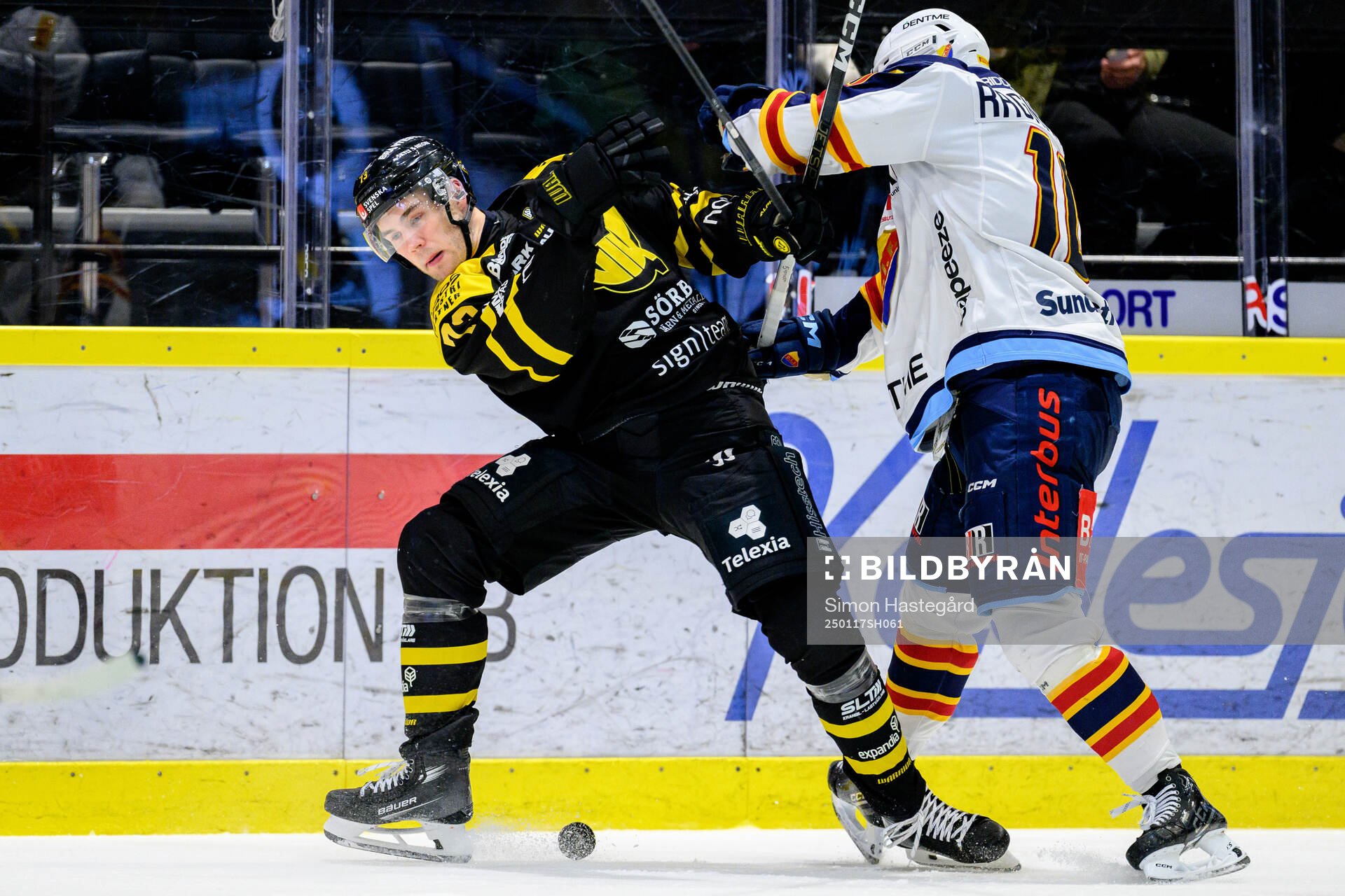 Västerås Anton Gradin och Djurgårdens Jakob Ragnarsson