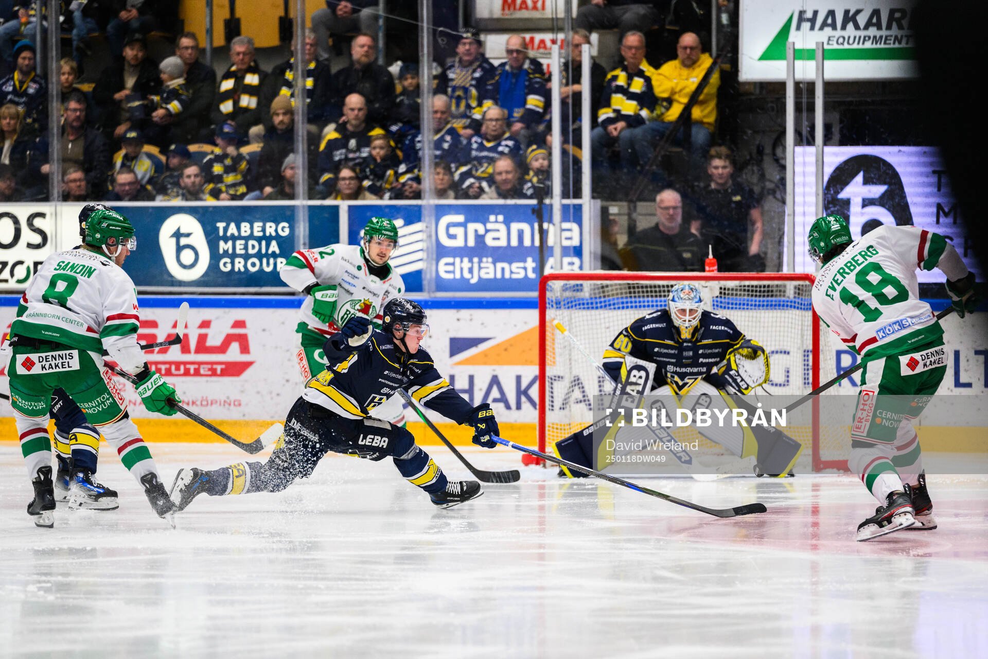 HV71s Victor Sjöholm och