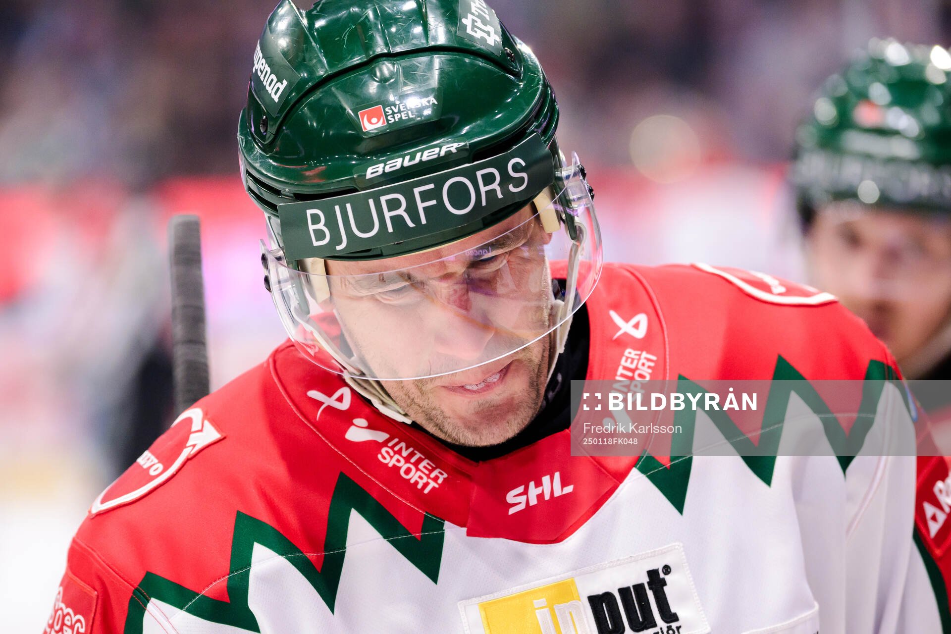 Frölundas Mikael Ruohomaa har ont
